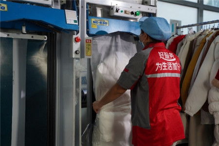 京東洗衣舉辦工廠開放日 以科技與服務(wù)雙輪驅(qū)動，引領(lǐng)行業(yè)創(chuàng)新與社會責任同行